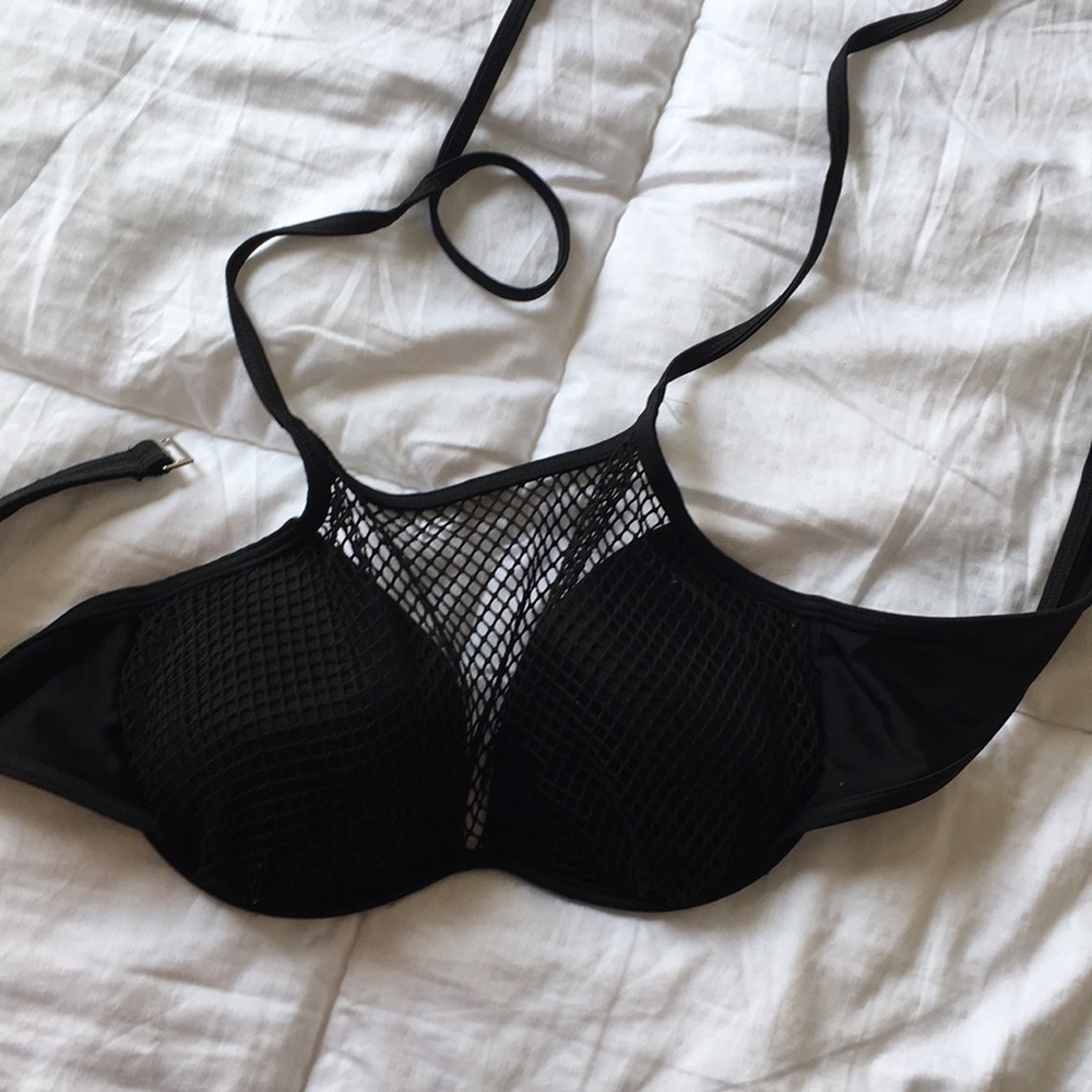 Bikini top